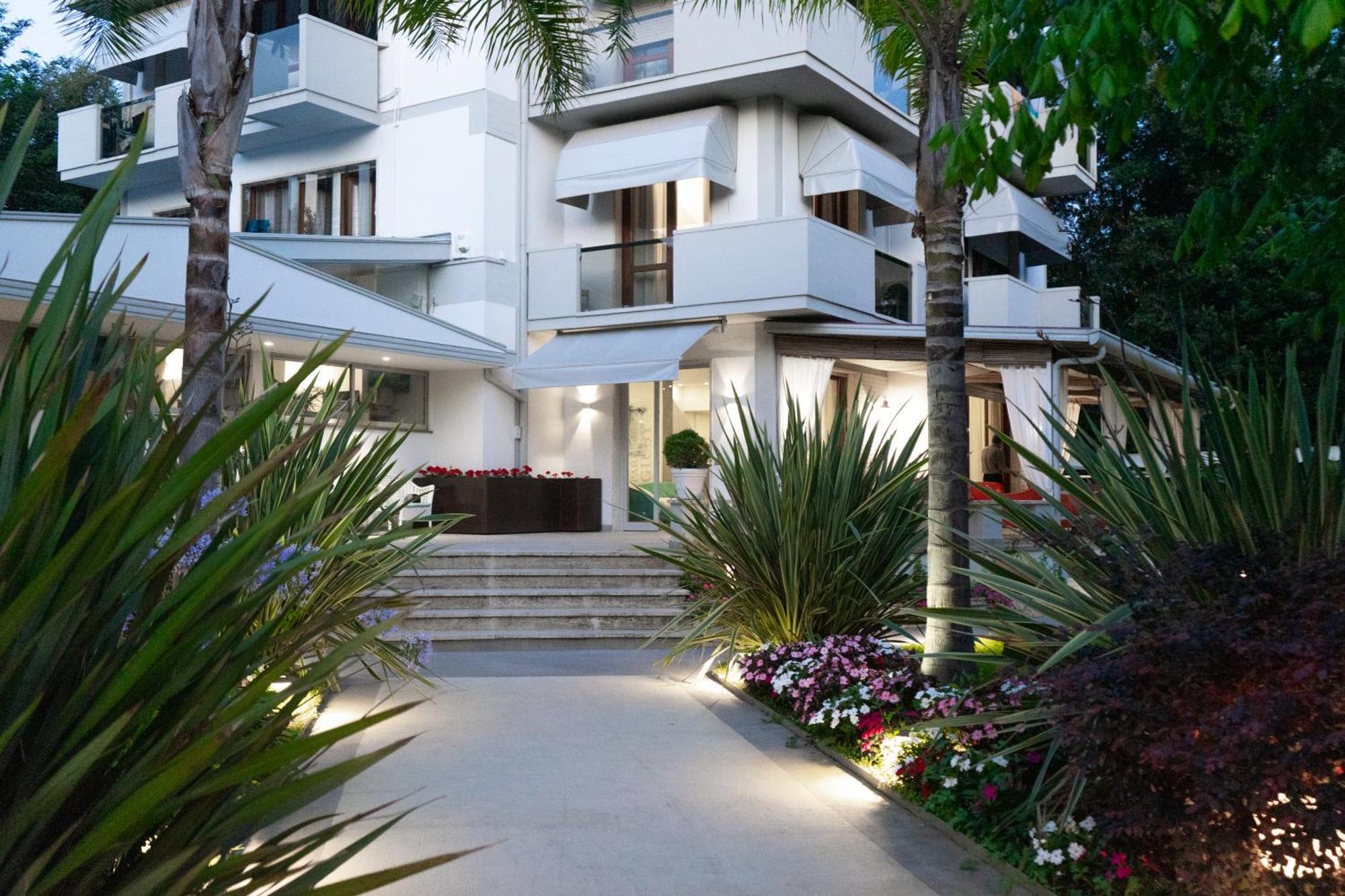 Park Hotel Giusy Lido di Camaiore Eksteriør bilde