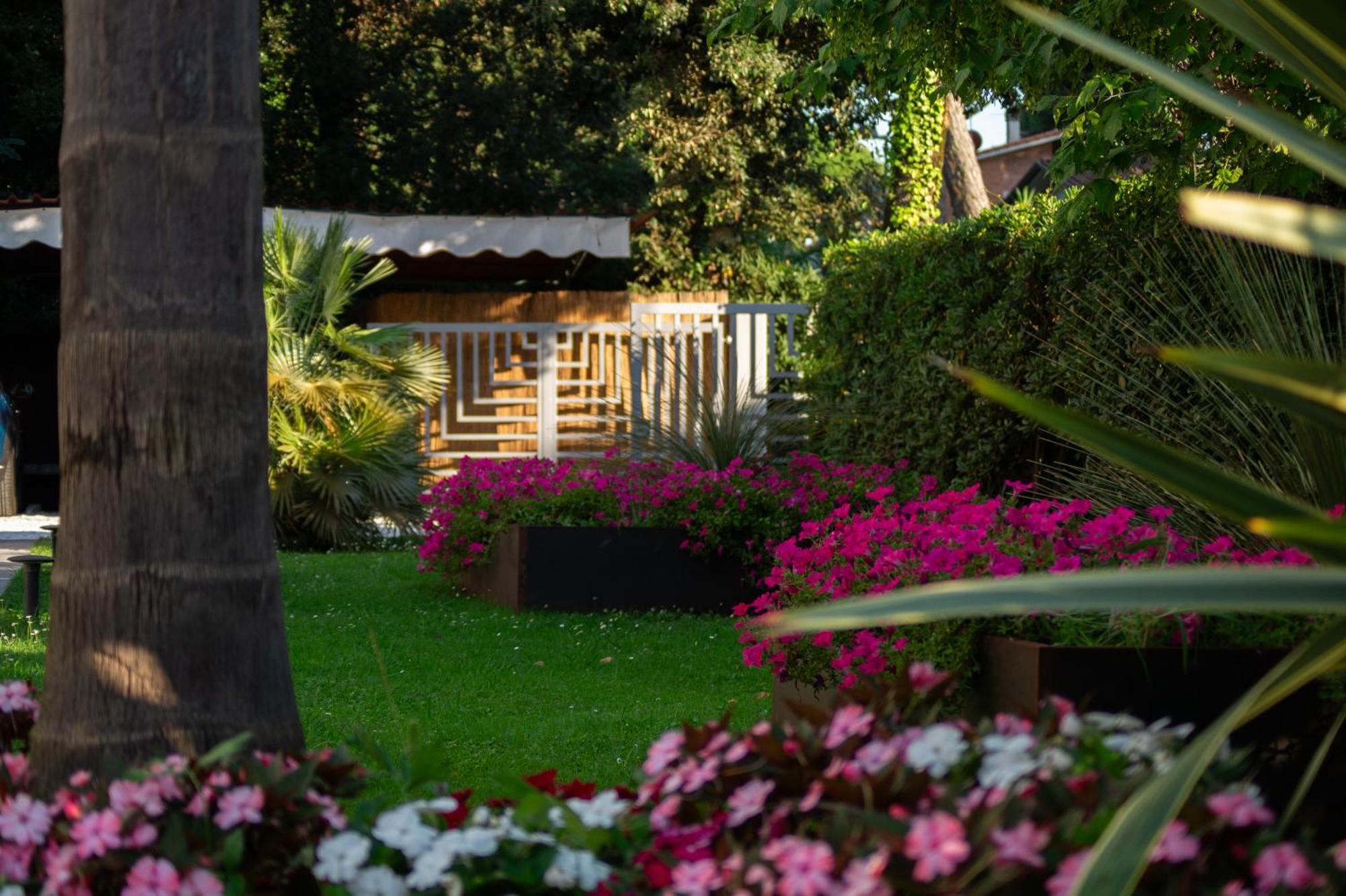 Park Hotel Giusy Lido di Camaiore Eksteriør bilde