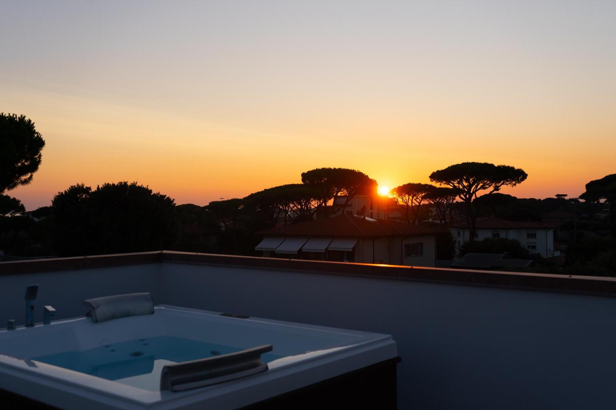 Park Hotel Giusy Lido di Camaiore Eksteriør bilde